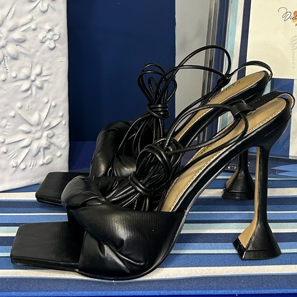 Black square toe knotted strappy wrap tie up high heel sandals sz 10 - Picture 11 of 16